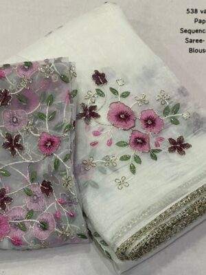 Soft paper crush saree with thread flower