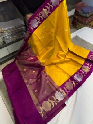 Beautiful bnarasi Zari butti weaving full saree