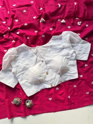 *Blousewala presenting a original Khadi  cotton saree with heart work And Havy Cotton hakoba Beautiful Blouse