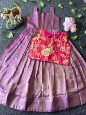 KIDS TISSUE GOWNS WITH HANDWORK COAT MODEL