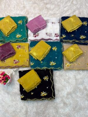Catalog - Crunchy Multi saree